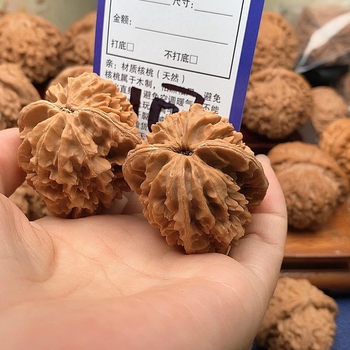 龙***人吊坠桃核招财鼠41尺