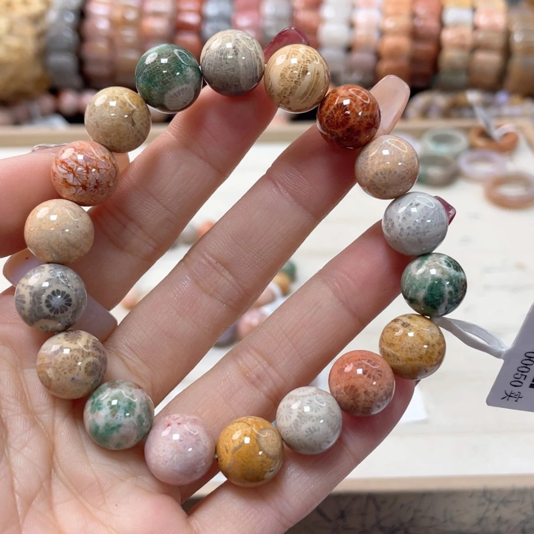 硅化珊瑚（珊瑚玉）手链未镶嵌姐****滚098