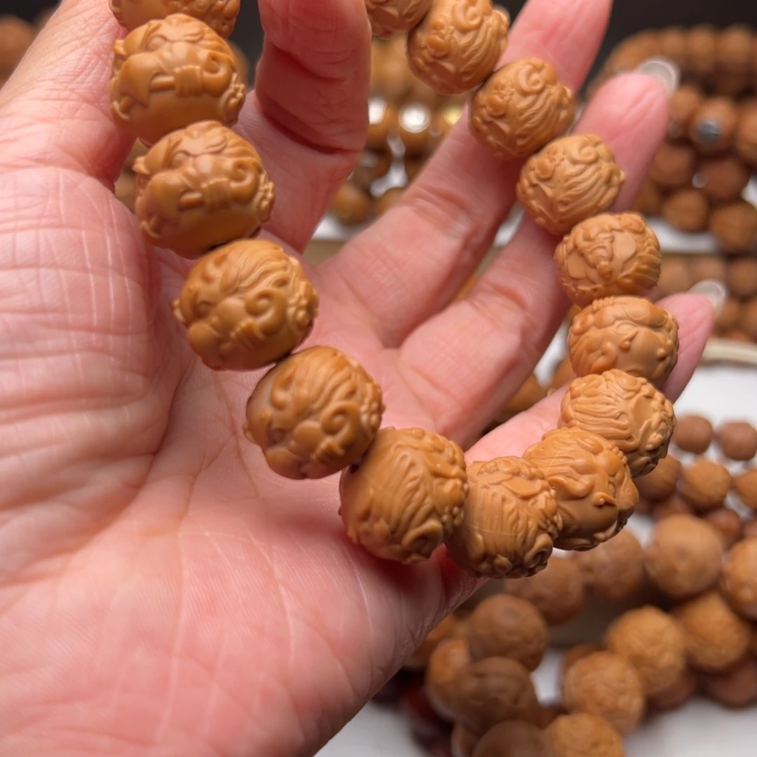 （***远猴头核桃吊坠铁核