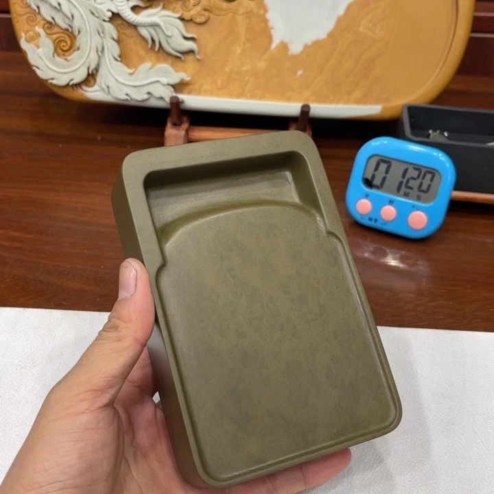 查*易砚老坑佛石