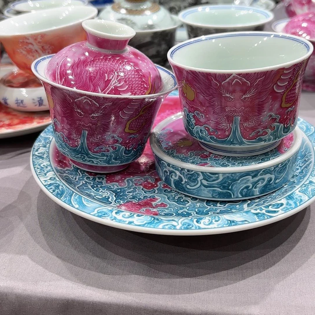 瓷片景德镇瓷器精品陈列