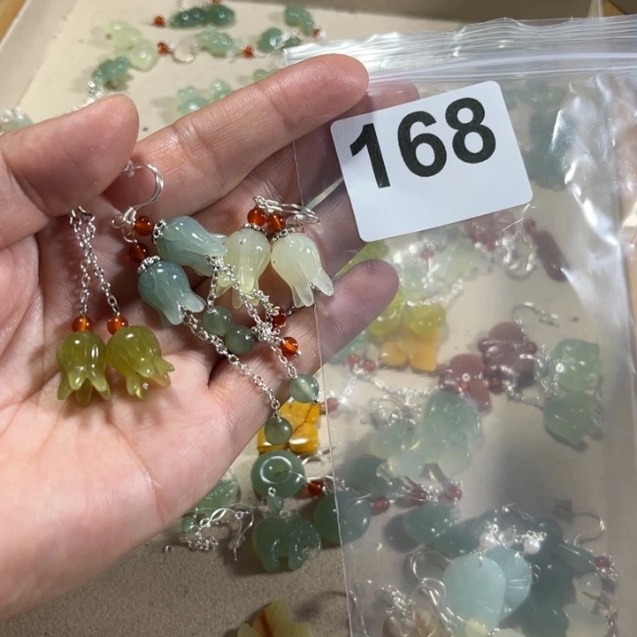 萤石耳饰未镶嵌李*英