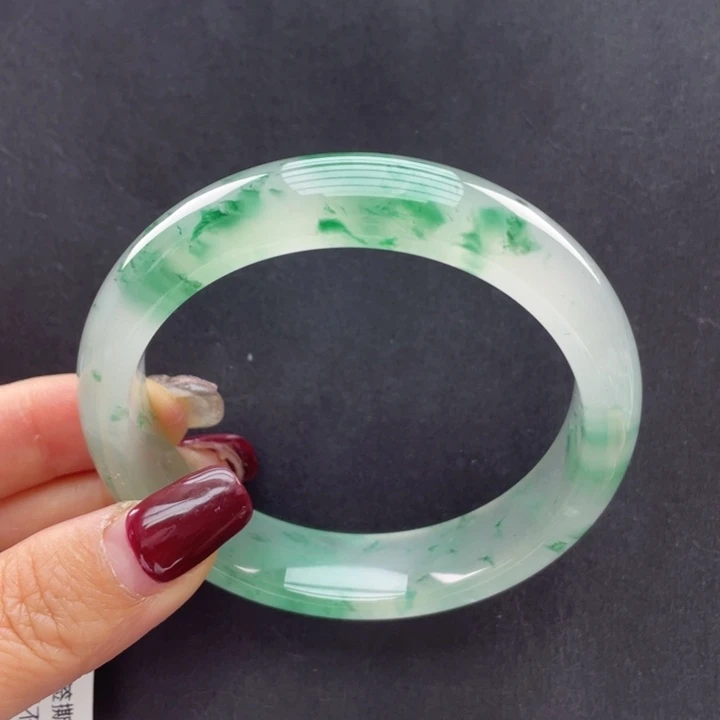 石英质玉手镯未镶嵌走*月