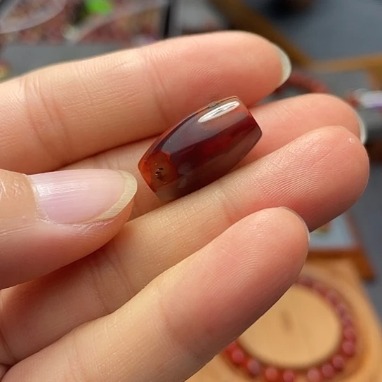 南红玛瑙桶珠20*11.7多样性发1未镶嵌