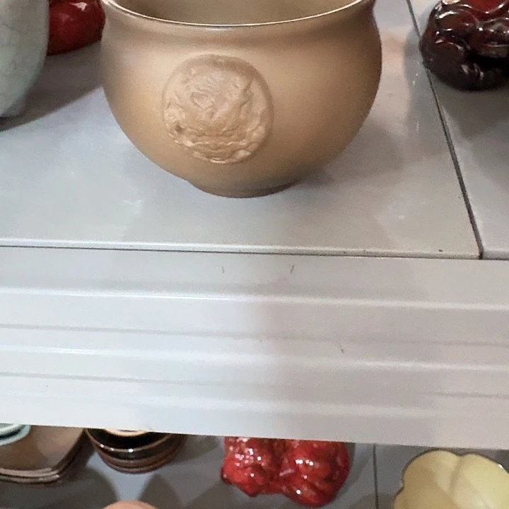主人杯一个，瓷。。品茗瓷