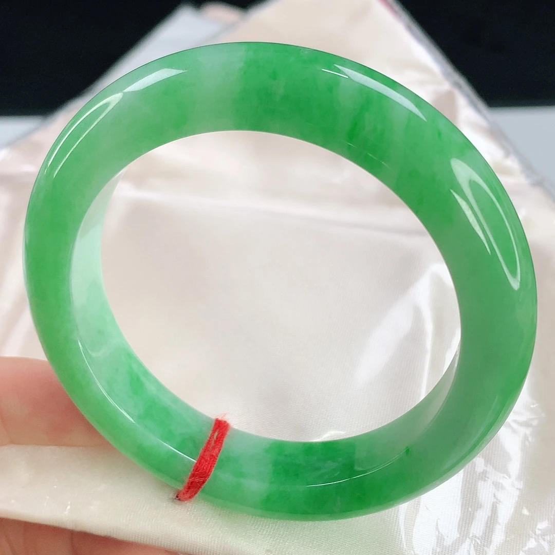 未镶嵌手镯翡翠835