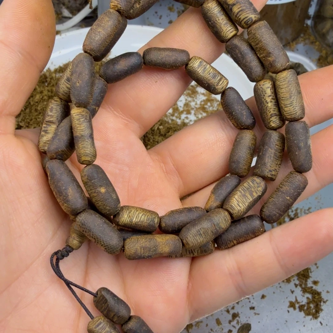 沉香沉香碎屑金沙叶沉水浮留疤珠长串