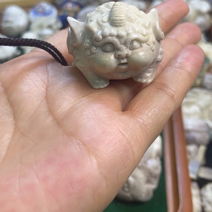 懒***姐配饰鹿角雕刻一个出