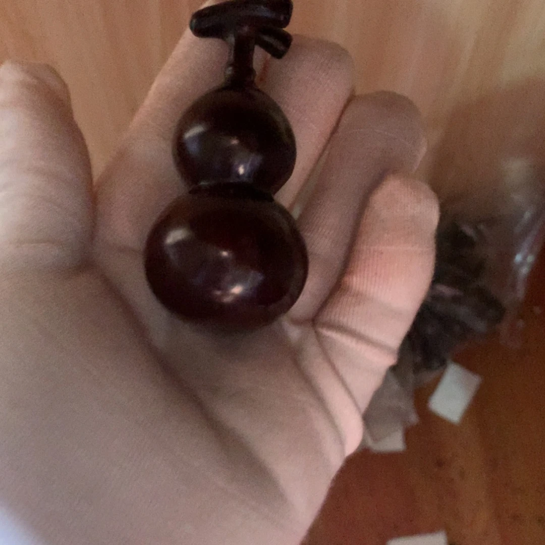 一***汁檀香紫檀（小叶紫檀）把件4×8葫芦