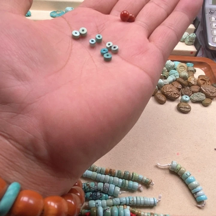 南红玛瑙未镶嵌珠宝半成品