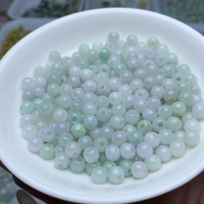 【闪购商品】翡翠手链未镶嵌卡6冰绿白大孔珠100颗