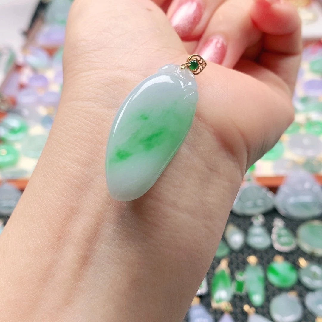 翡翠18K金镶嵌吊坠(不含链)?****