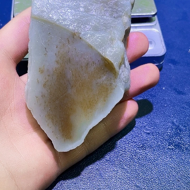 未镶嵌和田玉（糖玉）珠宝半成品