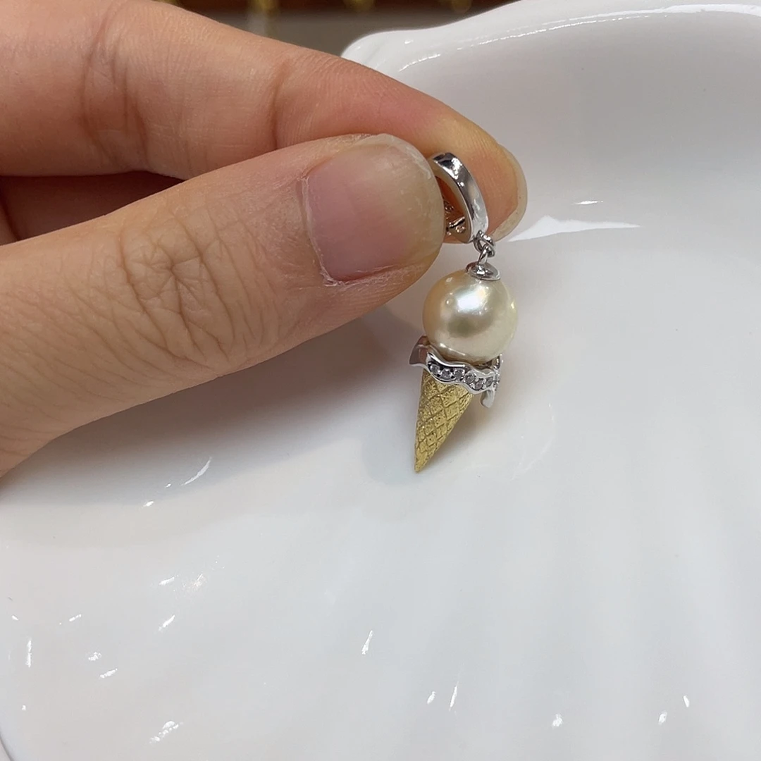 银S925镶嵌海水珍珠吊坠(不含链)