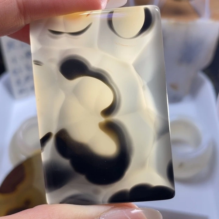 玛瑙/玉髓未镶嵌牌子
