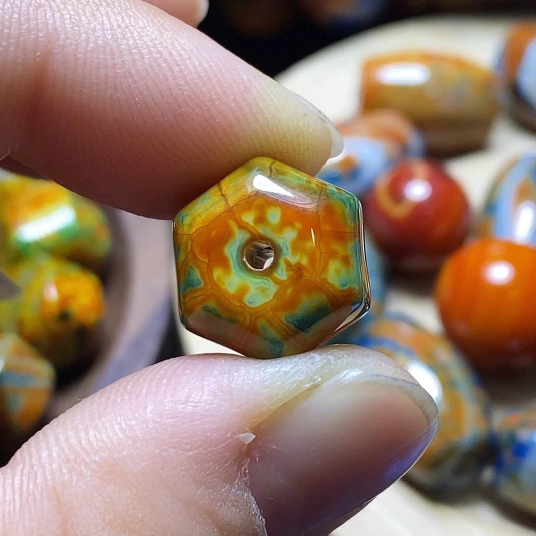 石***羽玛瑙/玉髓未镶嵌颈饰