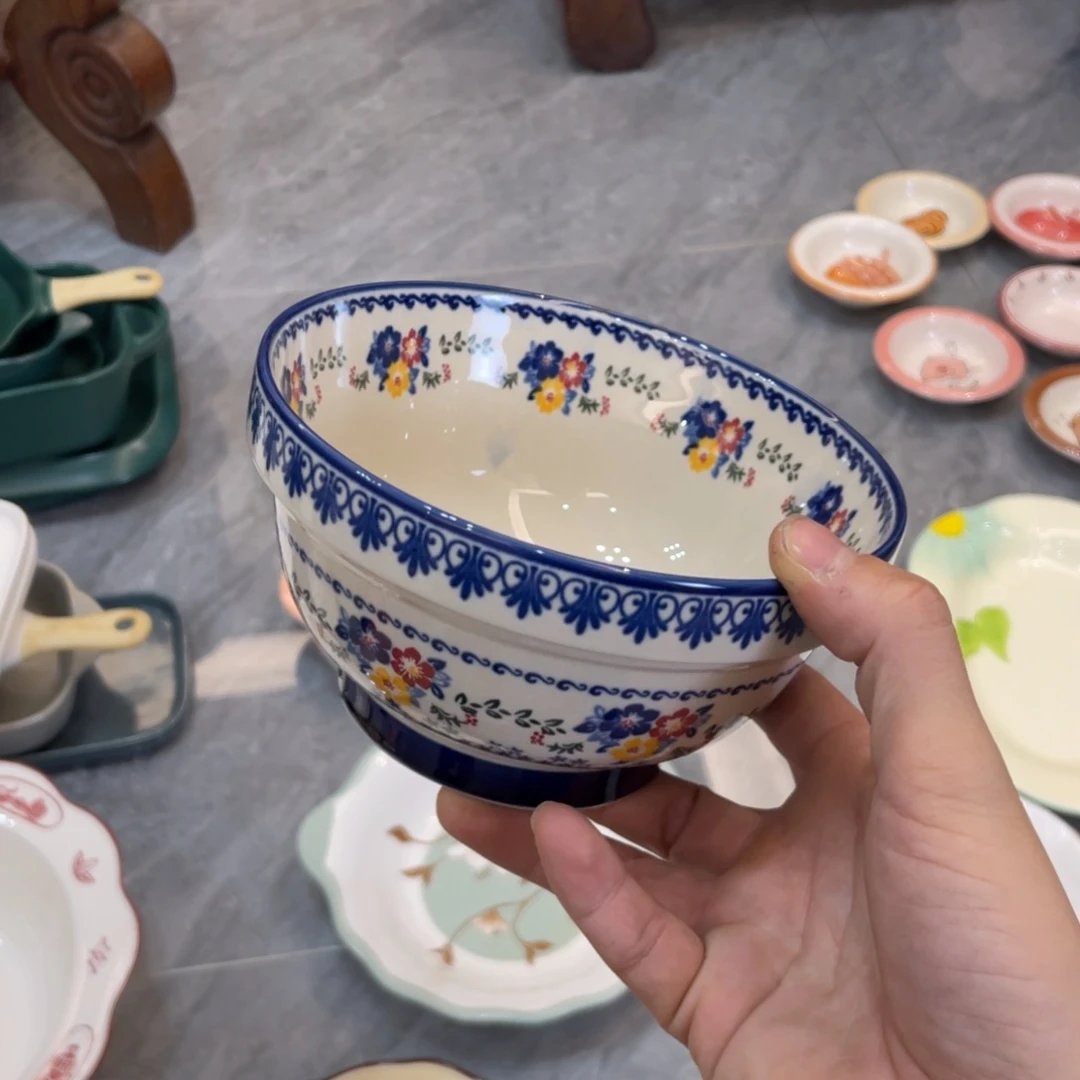 陶瓷微瑕餐具介意勿拍，满18飞！