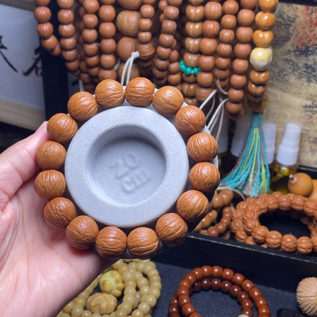 吊坠猴头核桃聚宝盆同尺