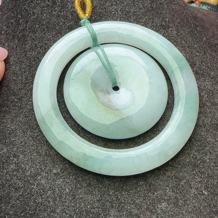 翡翠未镶嵌颈饰天然A货397