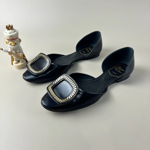 99新 Roger Vivier/罗杰·维威耶 锁链方扣低跟鞋 37码 YLP2699