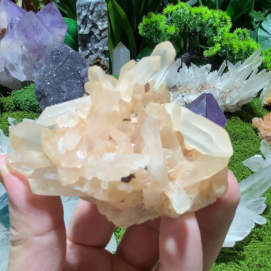 未镶嵌珠宝半成品水晶