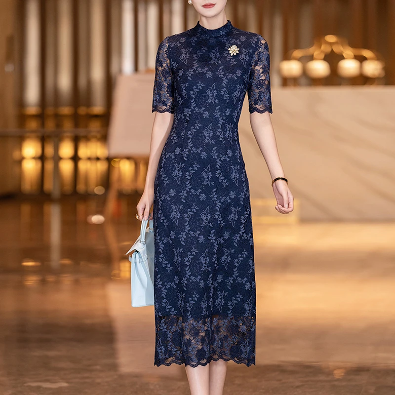 妙曼女郎-2025夏季藏蓝色蕾丝立领包臀连衣裙