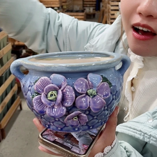 陶瓷直播间已有一年