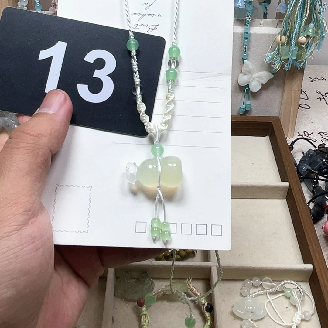 蛇纹石玉合金颈饰