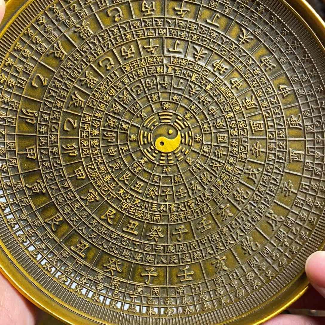 精美铜器做工精良