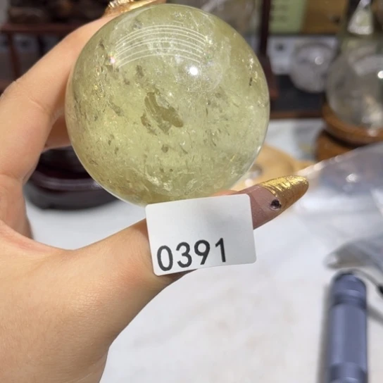 【闪购商品】水晶大型摆件（非配饰）未镶嵌椒***骨