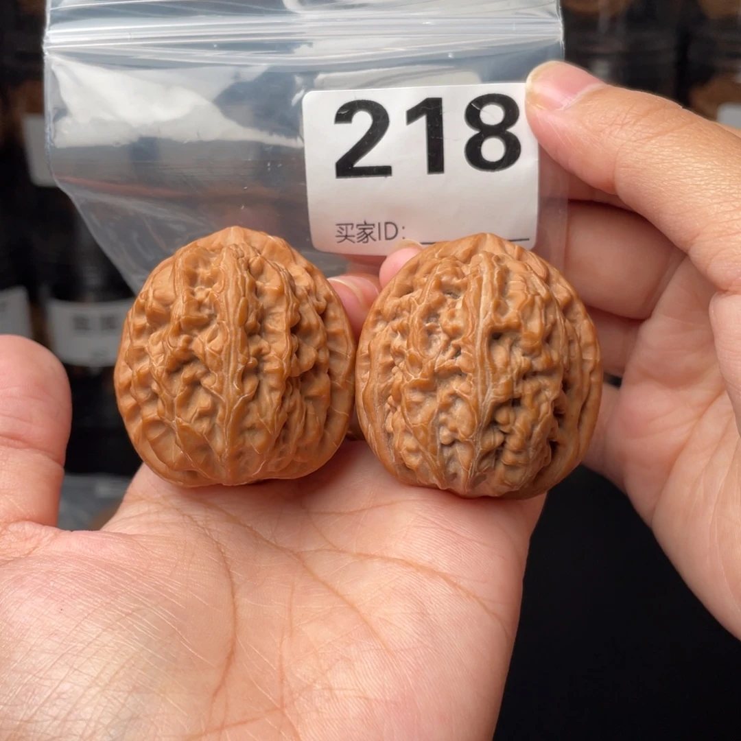 把件文玩核桃全品43红锦鲤