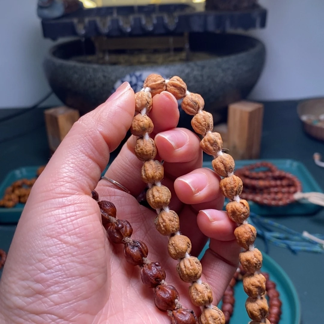 柏香籽/百香籽吊坠199佛手