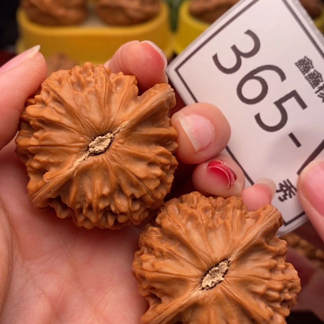 把件桃核宫灯42……