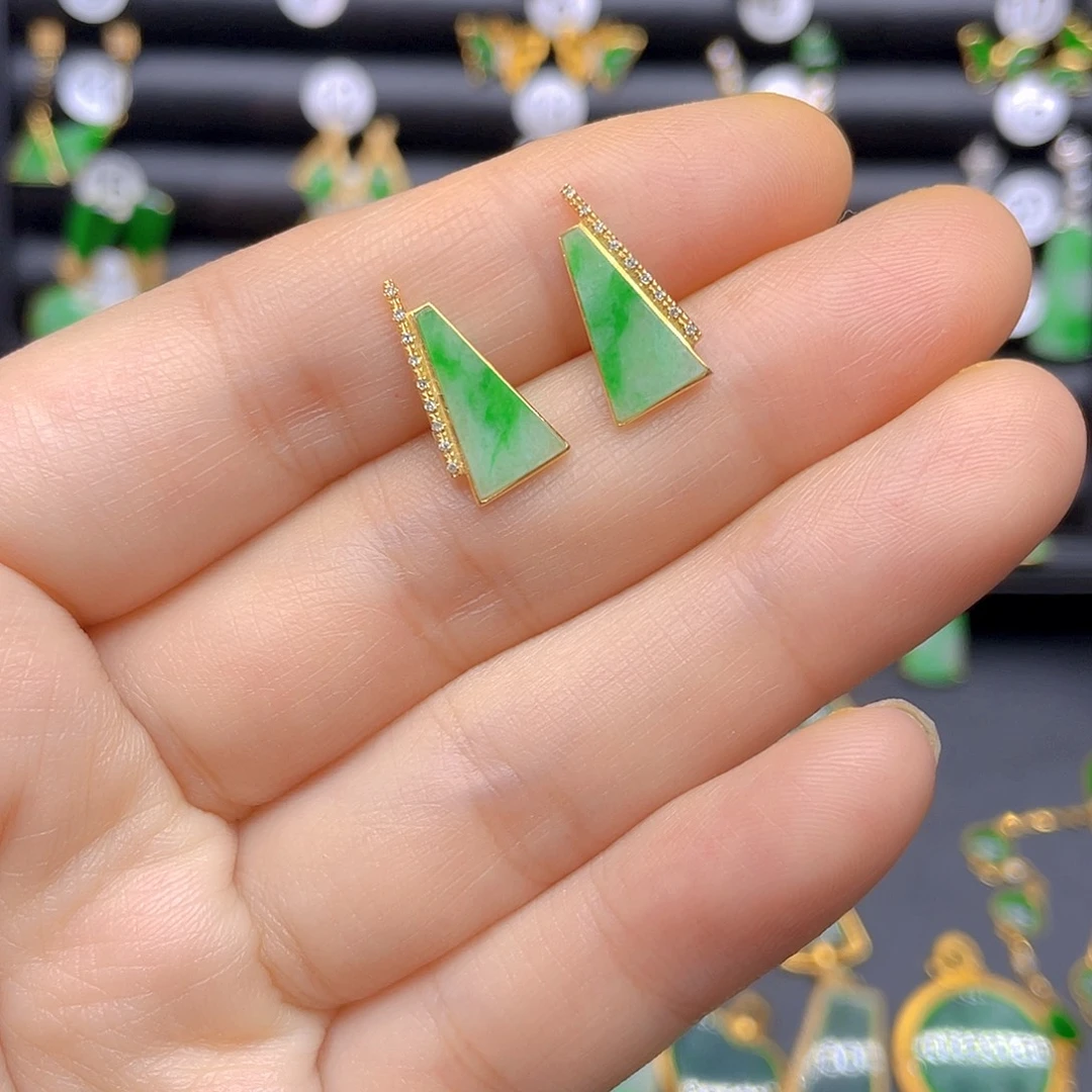翡翠18K金镶嵌耳饰天然翡翠