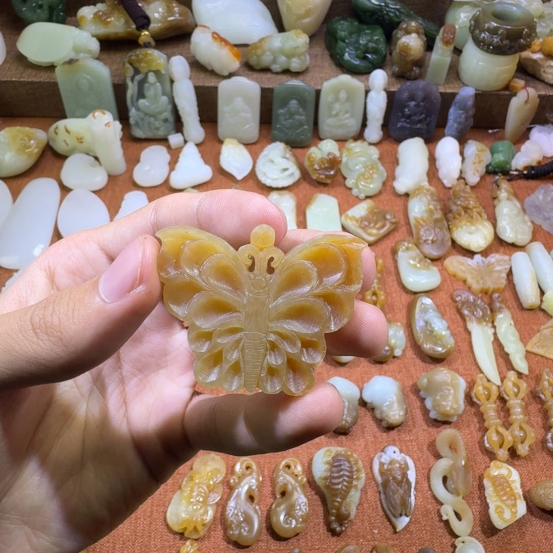 和田玉颈饰未镶嵌夢**夏