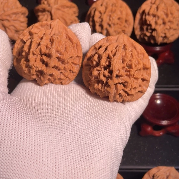 文玩核桃吊坠44官帽