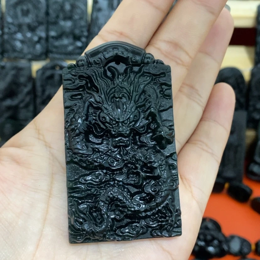 【闪购商品】未镶嵌蛇纹石玉颈饰迷**羊