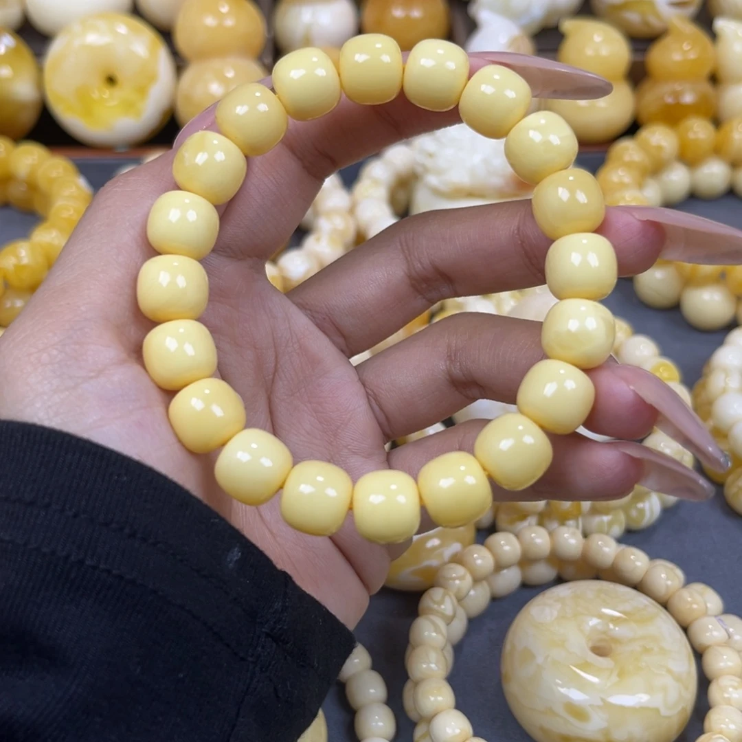 琥珀未镶嵌手串……