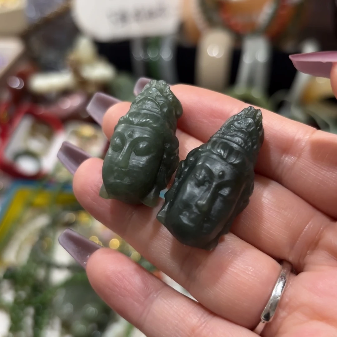 和田玉未镶嵌颈饰打包