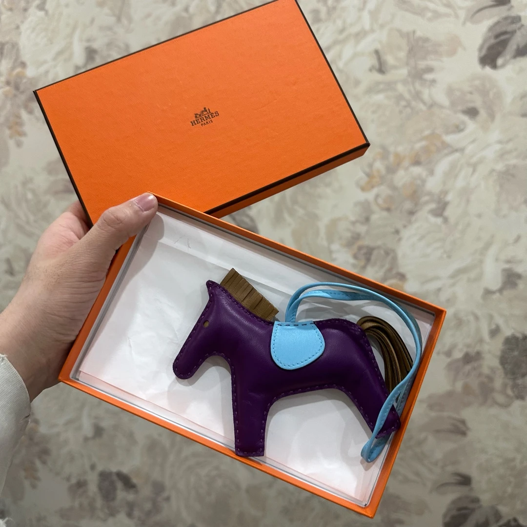 99新 Hermes/爱马仕 Hermes 爱马仕 小马D刻 99新 有盒子