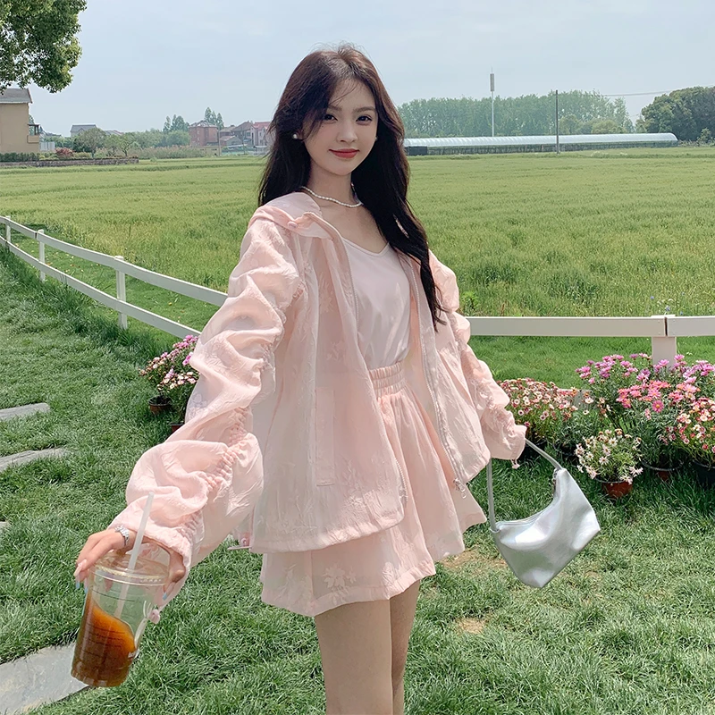 粉色甜美小个子防晒衣女2025夏季新款薄款透气宽松休闲短裤两件套