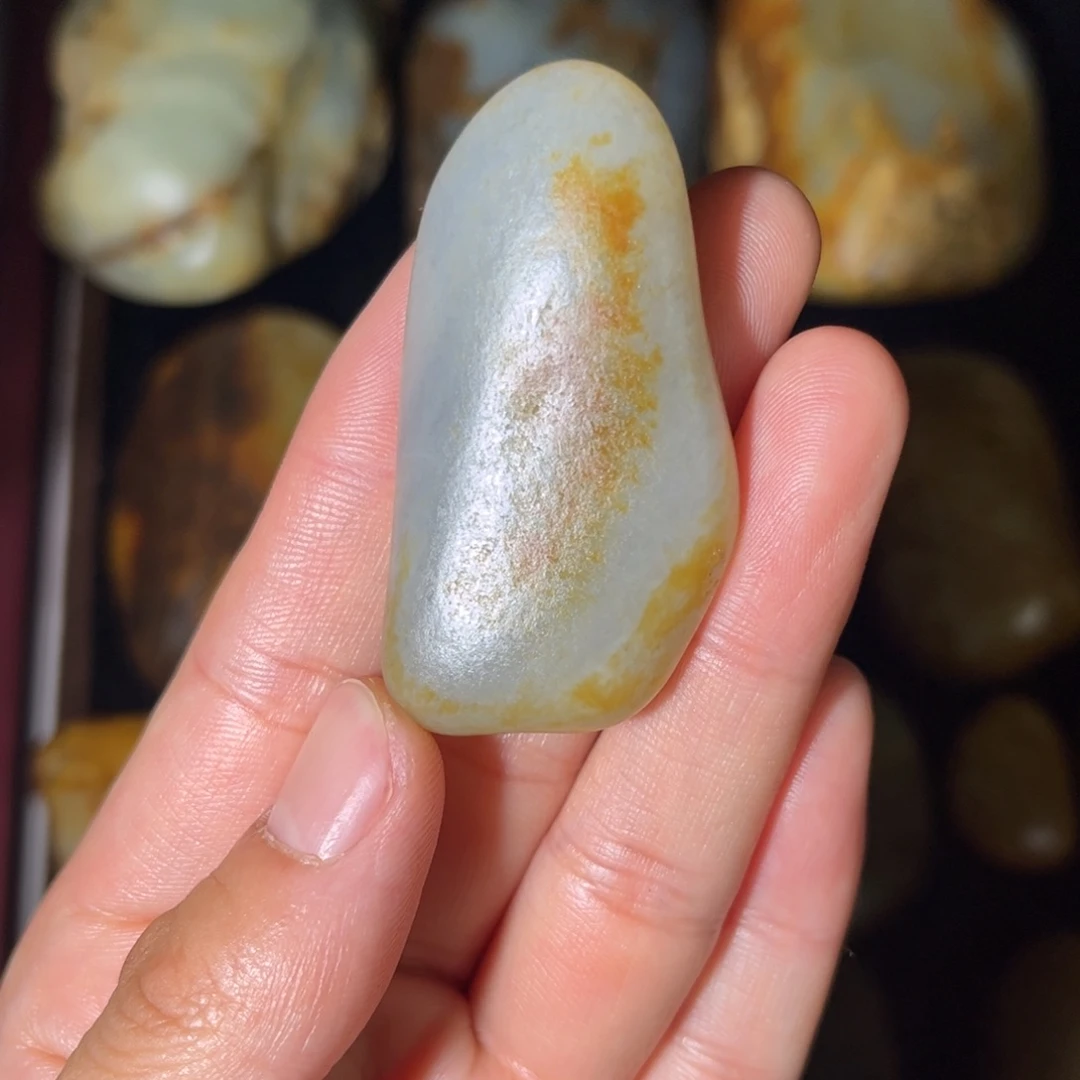 仙***人和田玉未镶嵌挂件29g