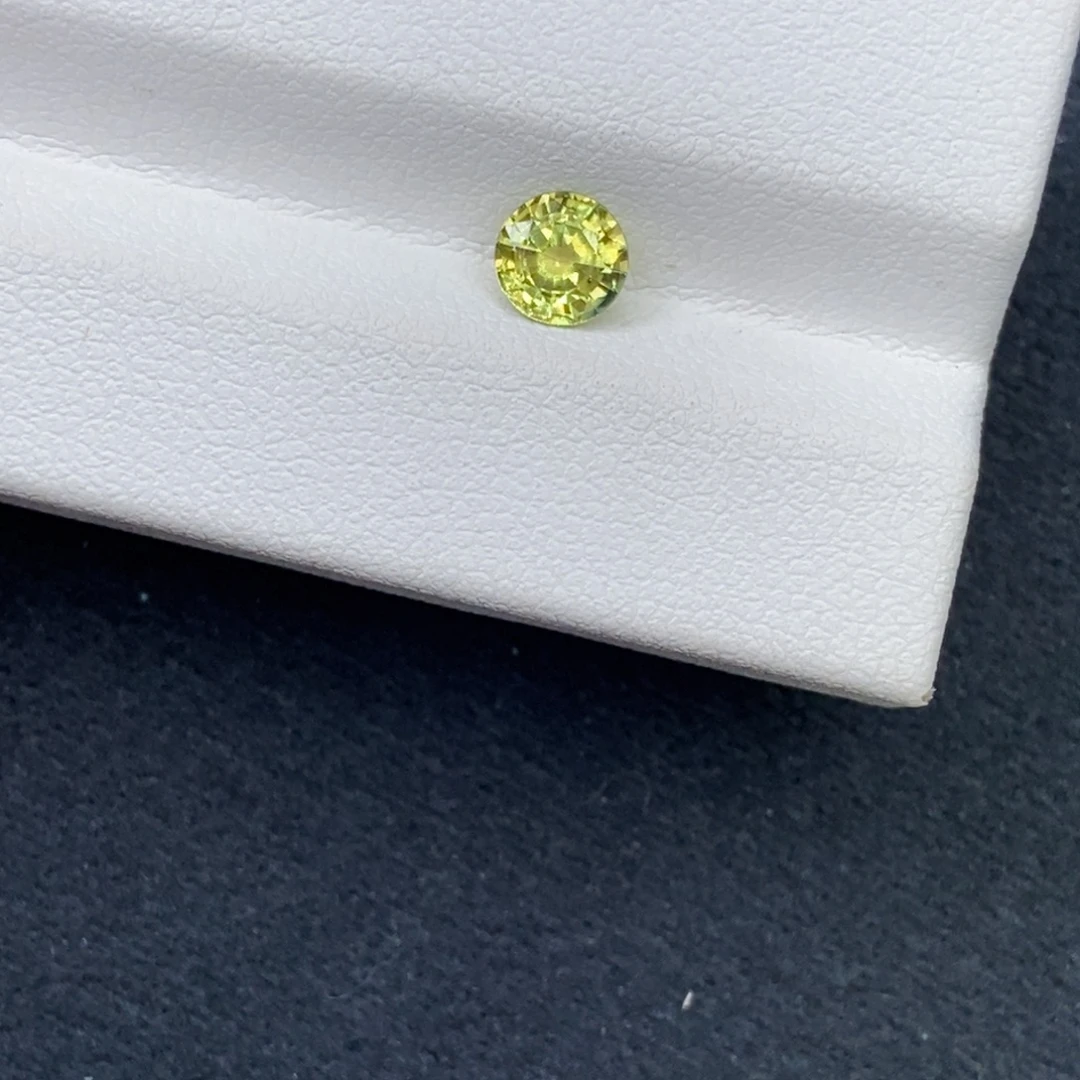 裸石蓝宝石0.8 ct