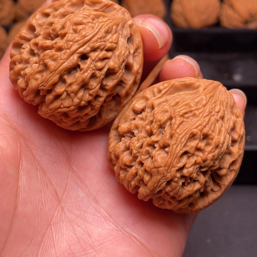 文玩核桃吊坠秦岭野生