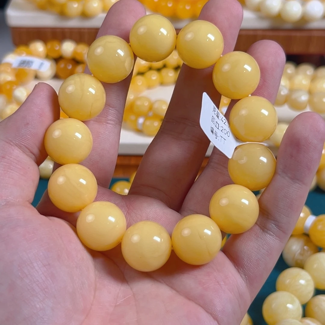 裸石琥珀未镶嵌满蜡同料 18mm 42.7g tt