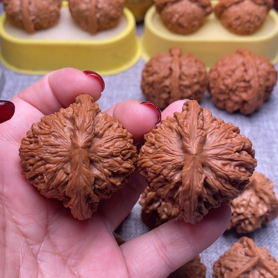 文玩核桃把件毕业南疆石45尺全品