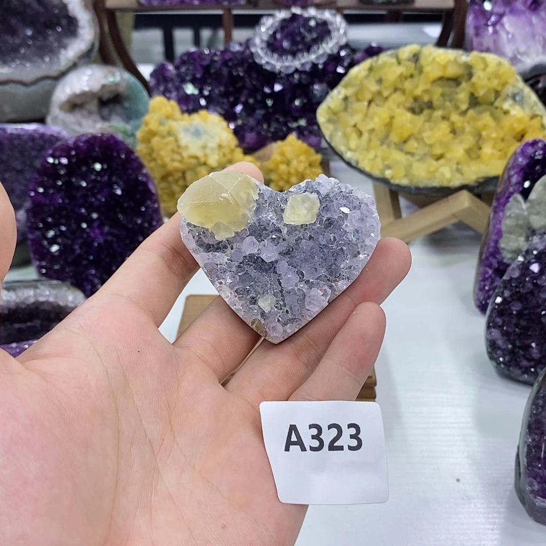 未镶嵌水晶大型摆件（非配饰）