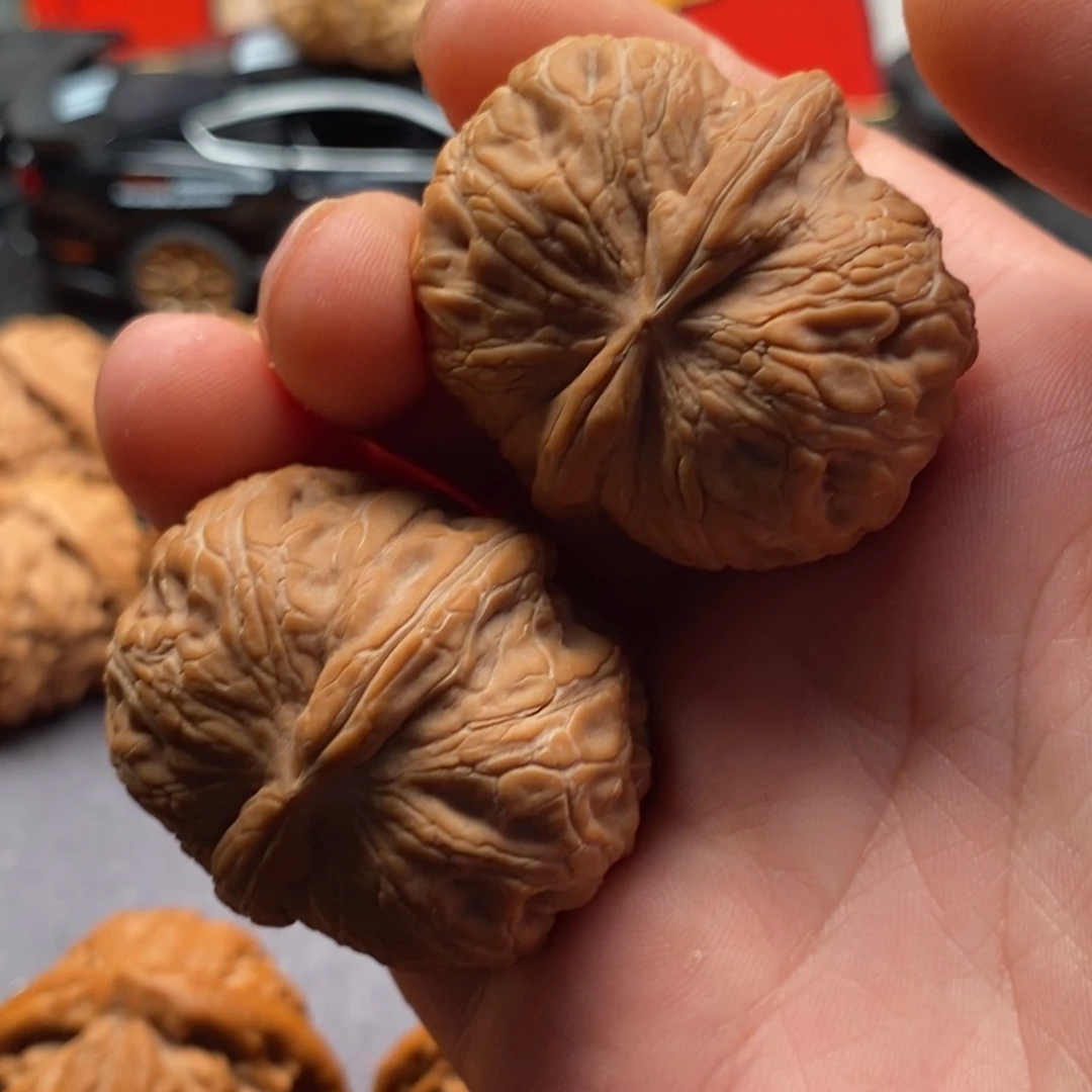 及***乐文玩核桃精品对元宝41全品