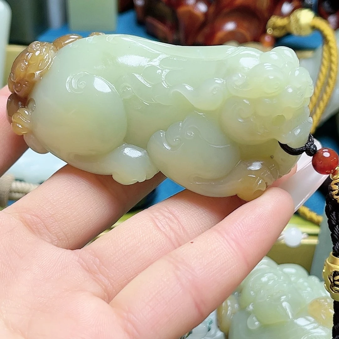 和田玉挂件未镶嵌