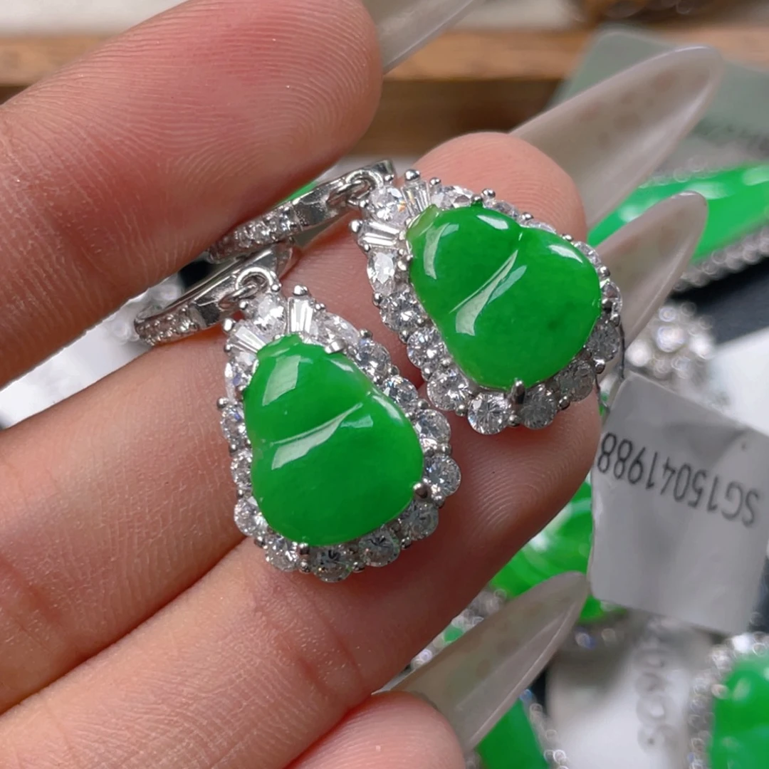 翡翠挂件银S925镶嵌翡翠